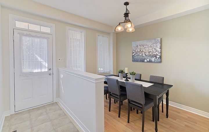 273 Kirkvalley Crescent - Photo 2 of 7