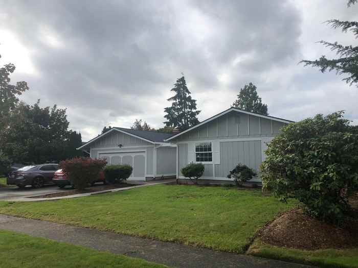 3825 Oak Street - Photo 3 of 23