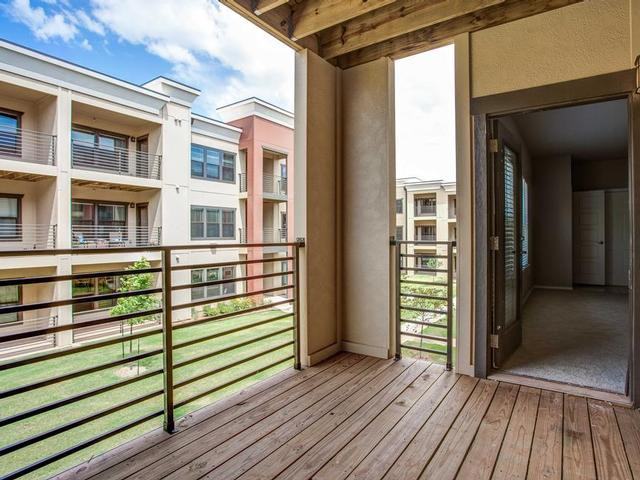 15400 Crown at Lone Oak Road