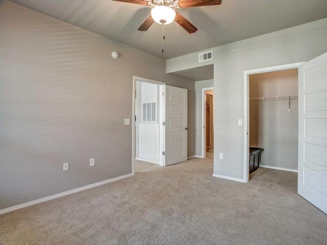 15400 Crown At Lone Oak Rd - Photo 7 of 31