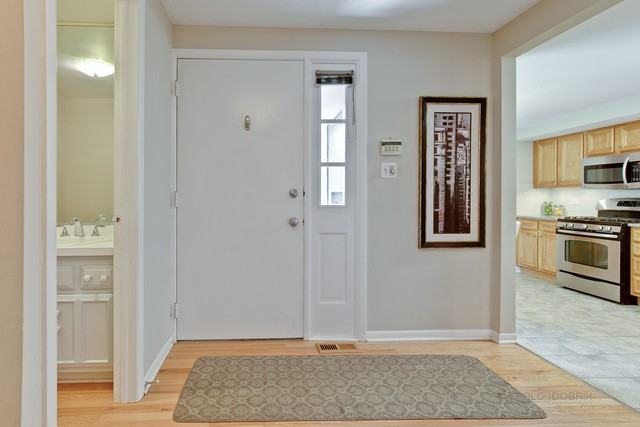 2534 Essex - Photo 2 of 23