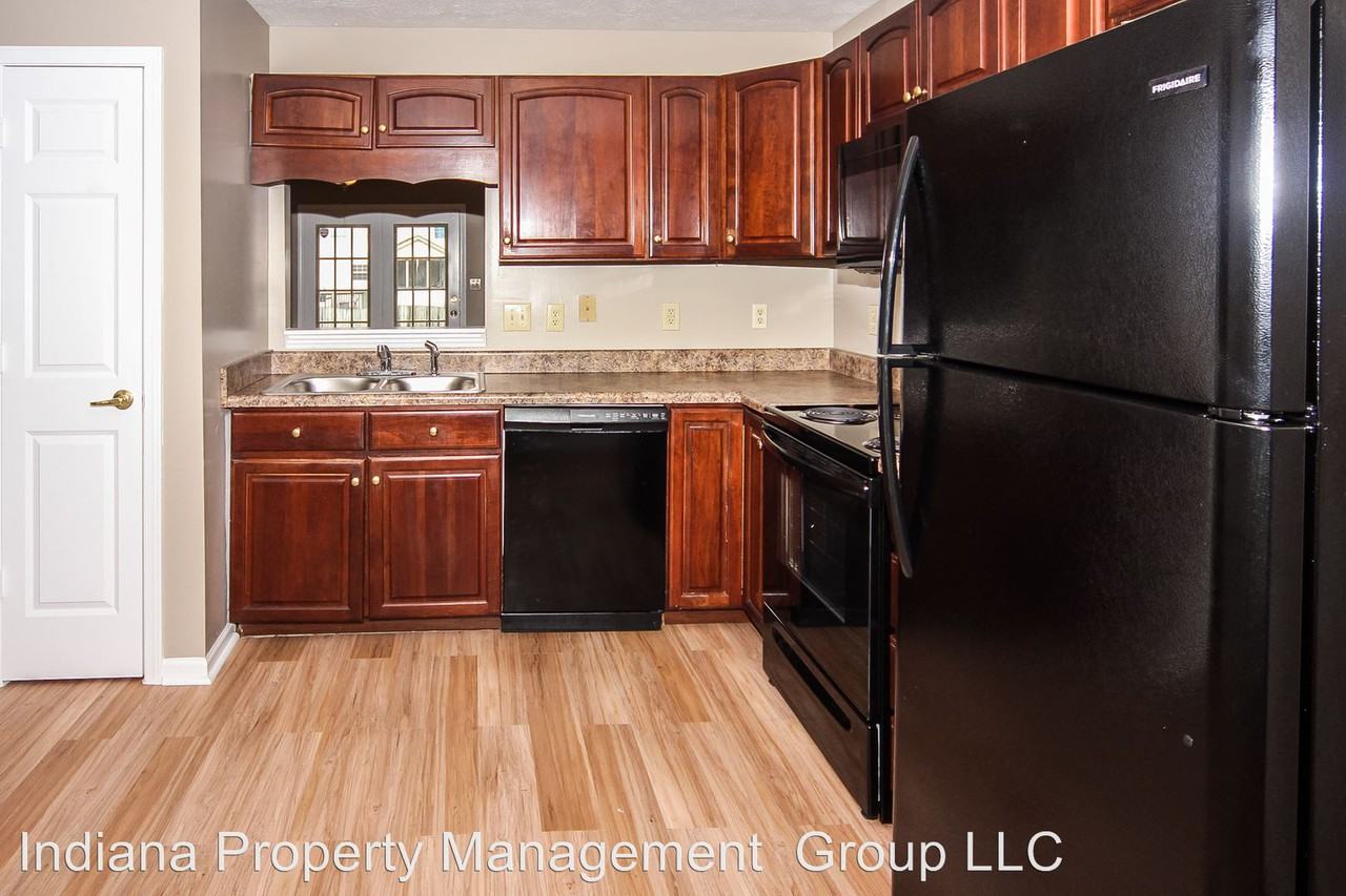 6545 Deep Run Ct - Photo 3 of 14