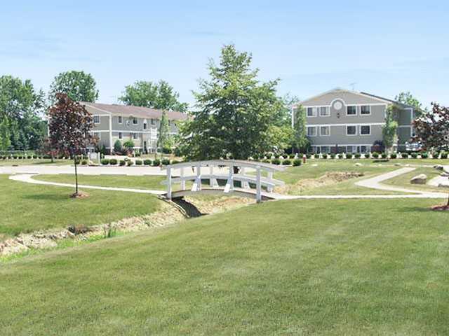 Colonial Manor Apartments 35140 Mildred St, North Ridgeville, OH