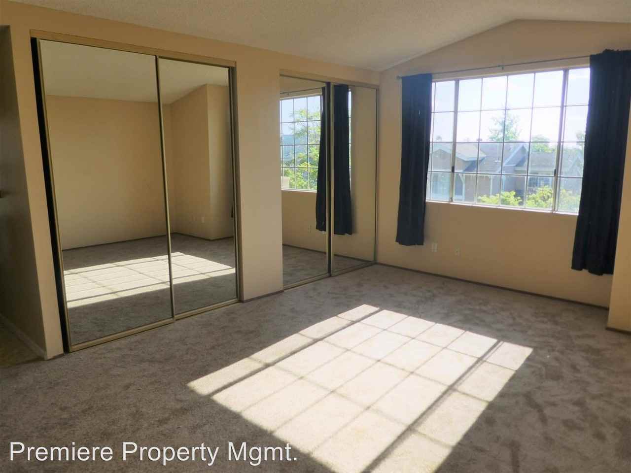 3205 E. Fox Run Way - Photo 2 of 12