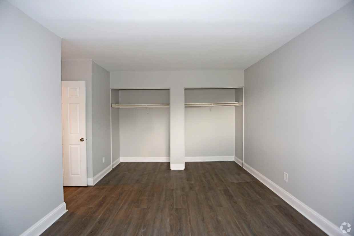 5512 Haddon Ave - Photo 3 of 21