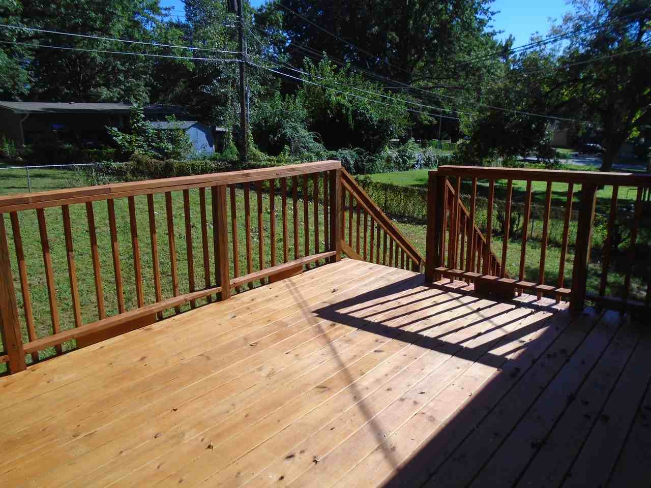 905 N Ute St - Photo 3 of 12