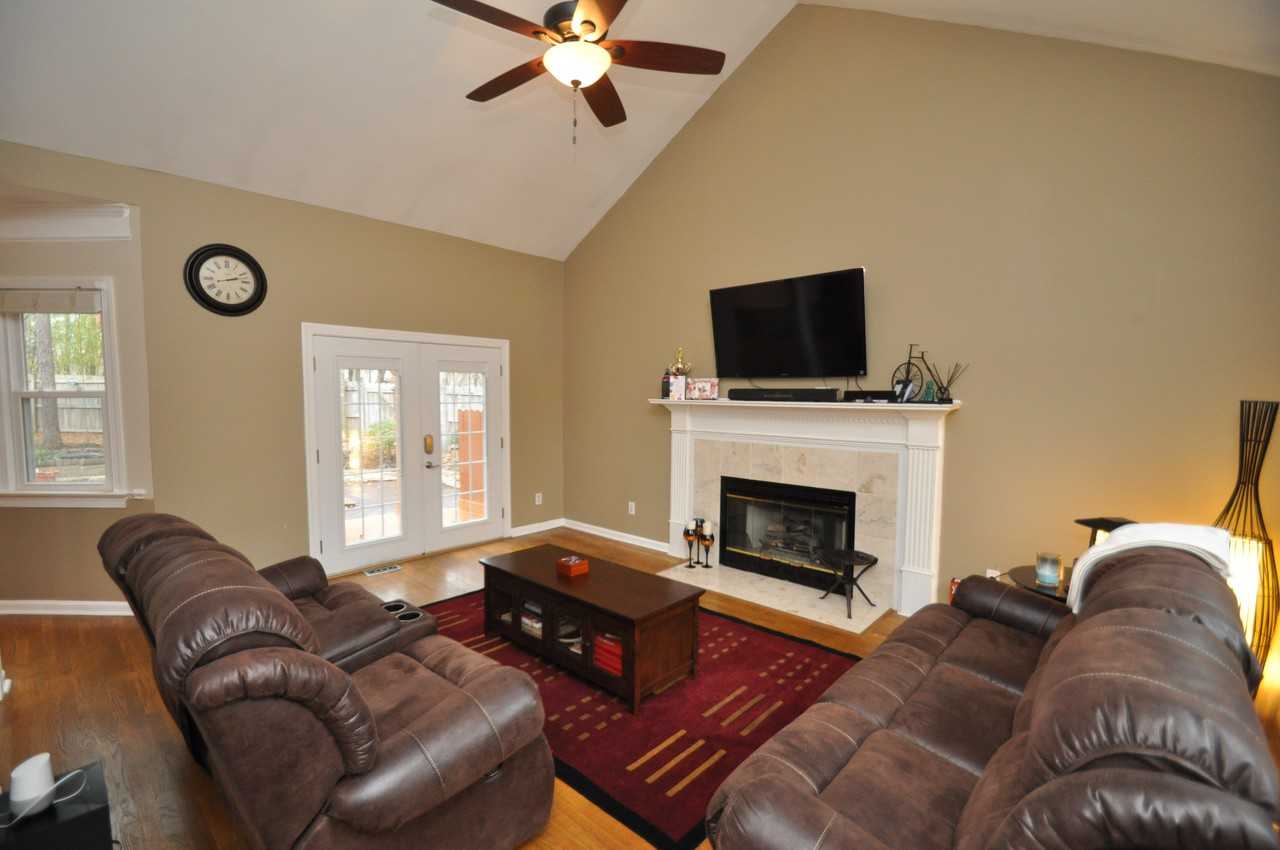 107 Carostone Ct - Photo 4 of 31