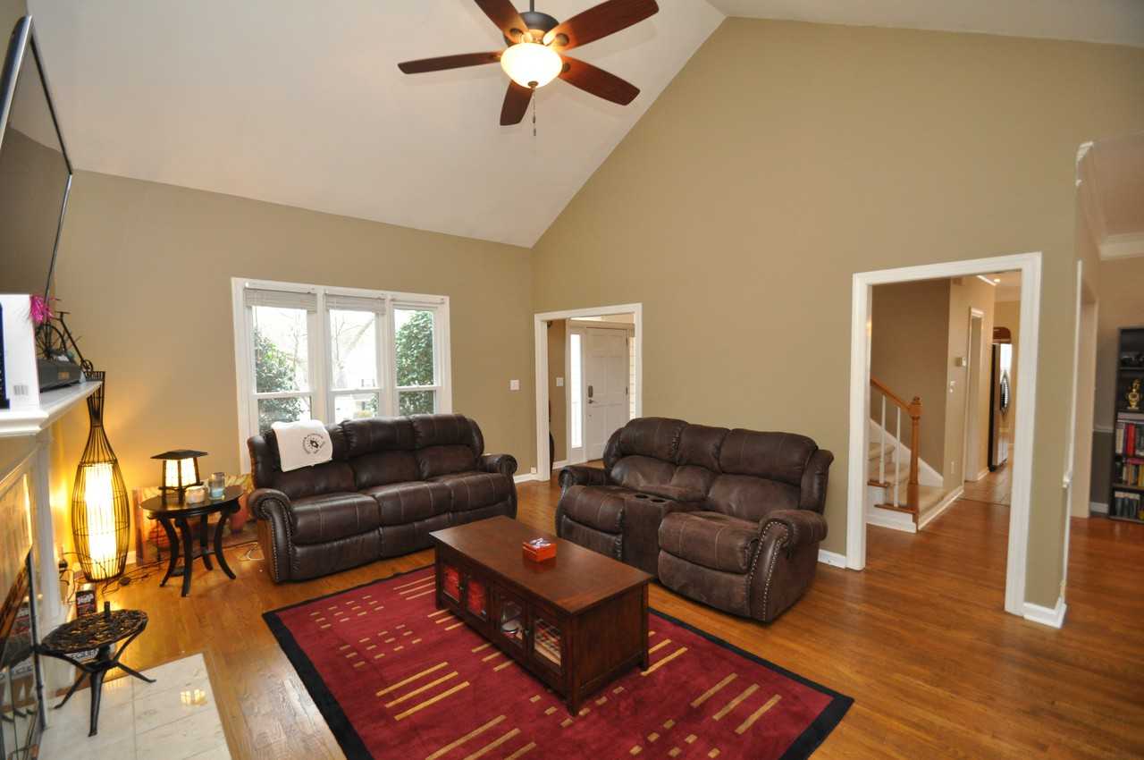 107 Carostone Ct - Photo 6 of 31