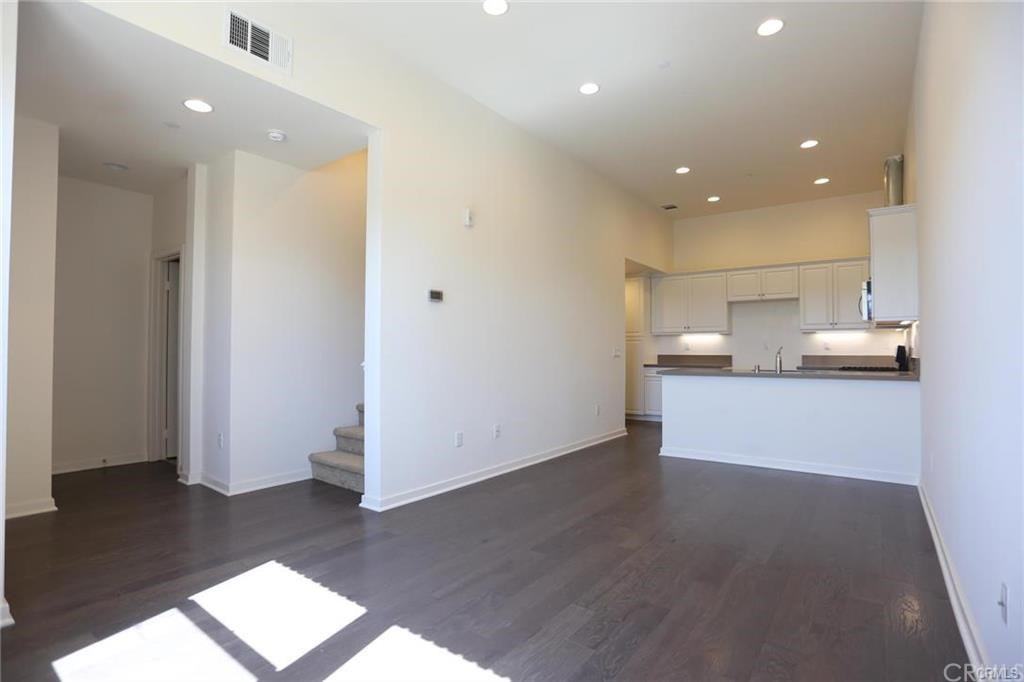 8870 Camphor Avenue H - Photo 3 of 18