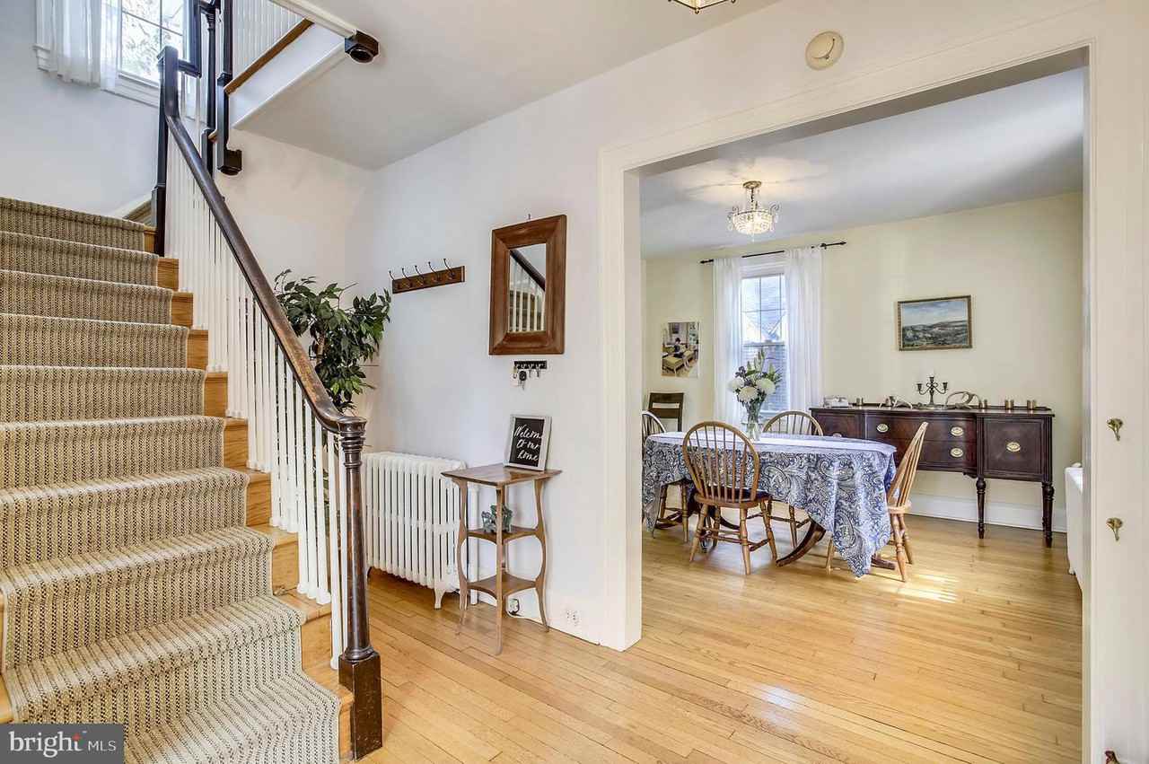 708 Anneslie Road - Photo 3 of 26
