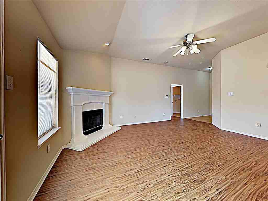 1306 Columbia Drive - Photo 3 of 16