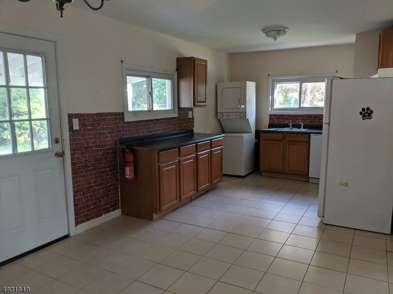 1525 Washington Ave - Photo 3 of 6