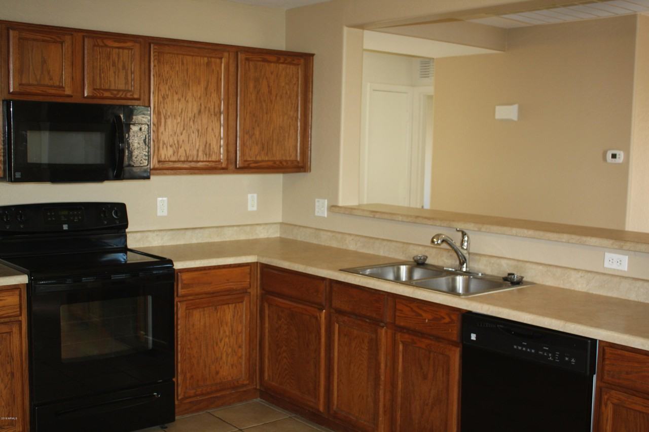 25842 W North Star Place - Photo 3 of 20