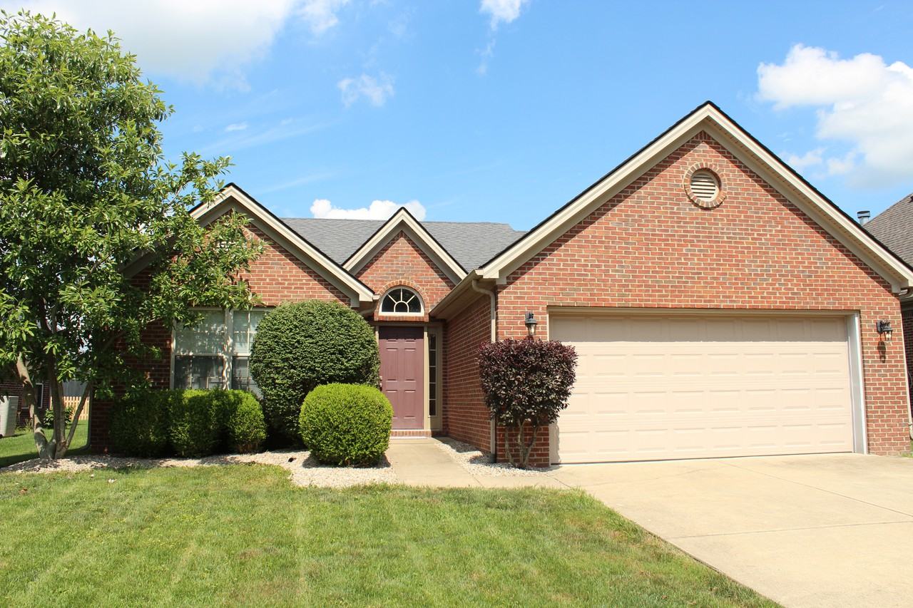 172 Paddock Drive, Versailles, KY 40383 3 bedroom House Rental Zumper