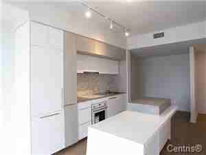 1188 Rue St-Antoine O. #4109 - Photo 3 of 27