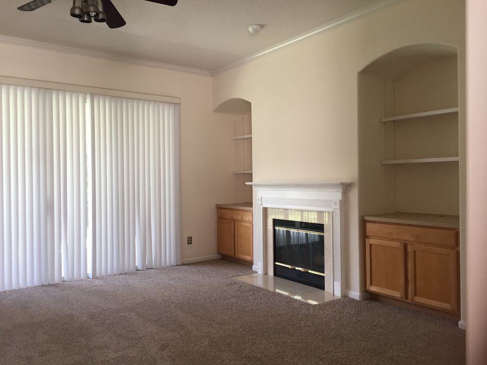 2407 Southern Links Dr - Photo 2 of 7