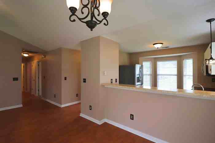 3247 Middleburry Lane - Photo 3 of 17