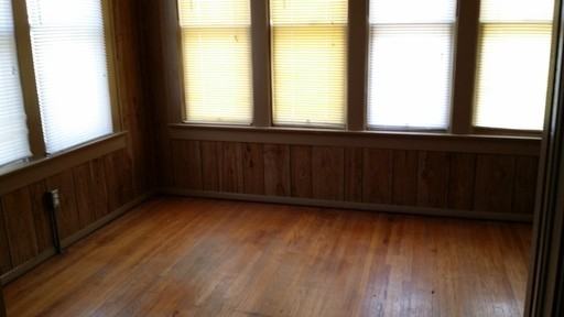 218 E Ashley St - Photo 2 of 11