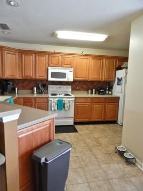 18526 SW 95 Ave - Photo 3 of 14