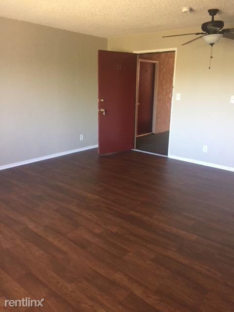 6524 Sepulveda Blvd - Photo 3 of 9