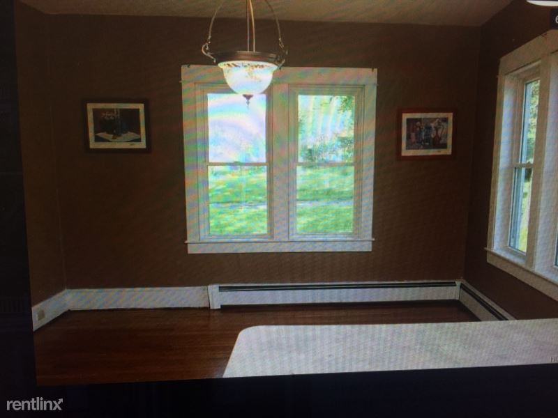 44 Jeffreson Ave - Photo 3 of 6