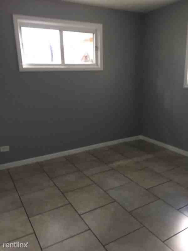 17252 Lorenz Ave - Photo 3 of 12
