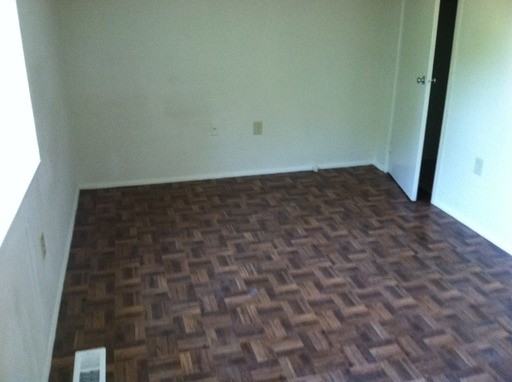 2285 Pentland Dr - Photo 3 of 4