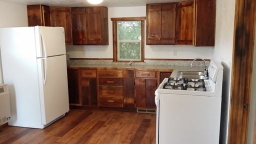 1702 Elm Ave - Photo 3 of 10