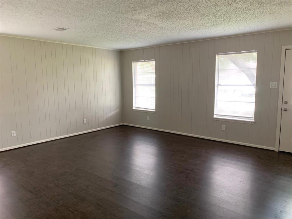 709 Grace Street - Photo 3 of 15