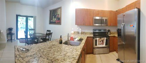 660 West 23rd Street - Photo 3 of 8