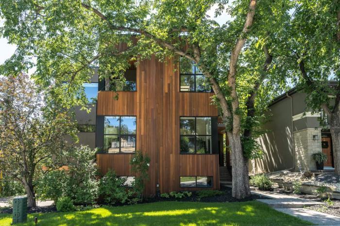 1609 11 Ave Nw - Photo 2 of 40