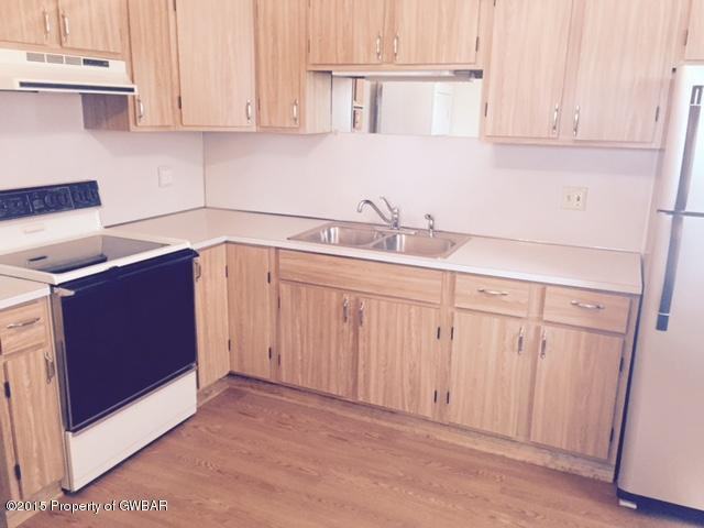 189 E 6th Street - Photo 2 of 7