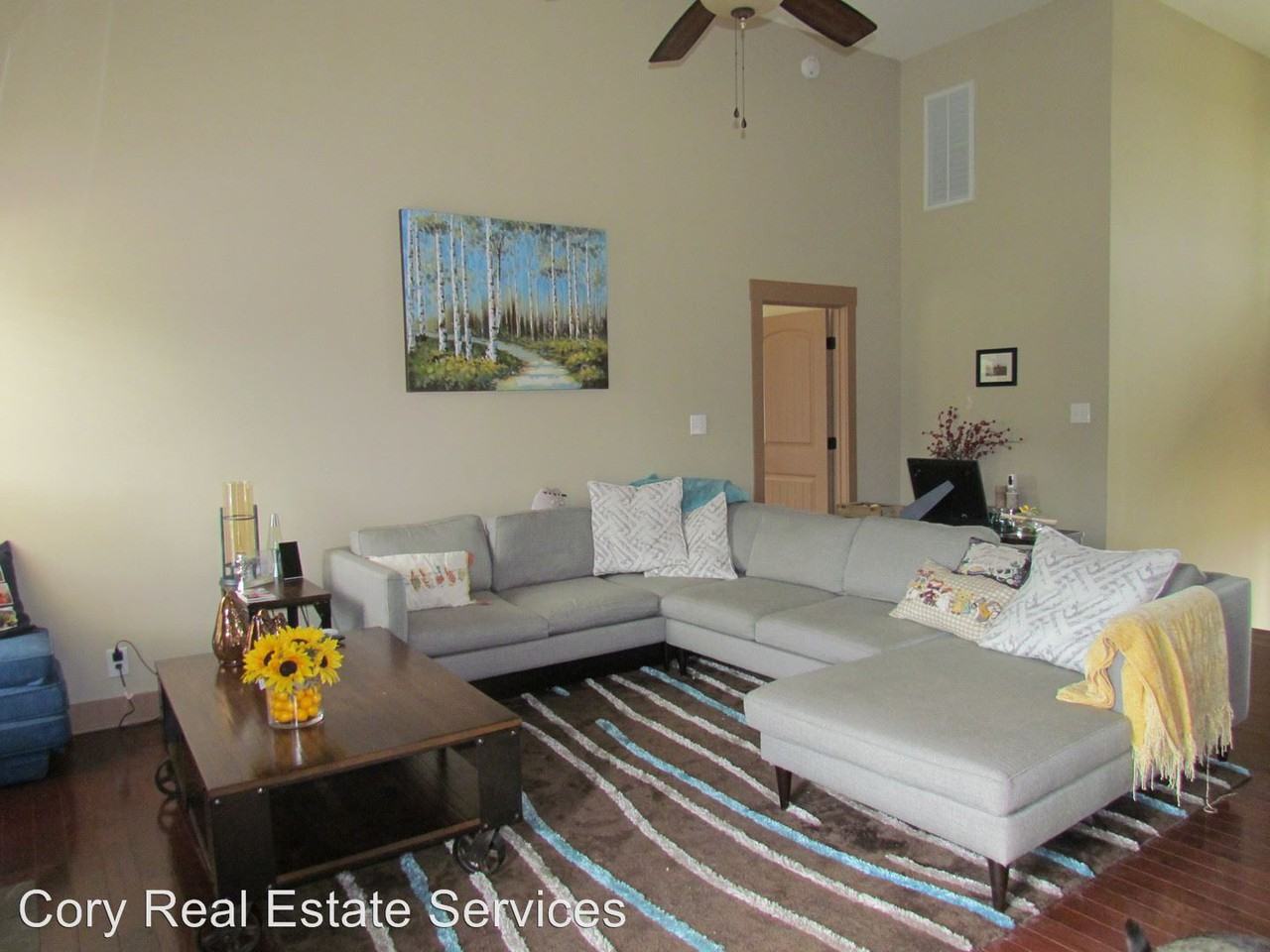 1012 Cedarmont - Photo 3 of 16