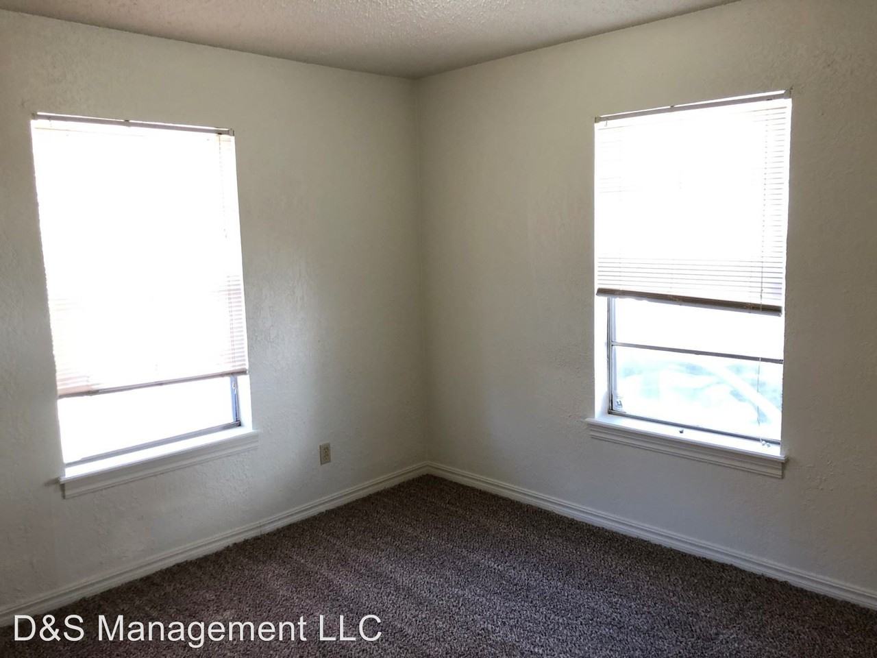 5812 Nw 30th - Photo 3 of 9