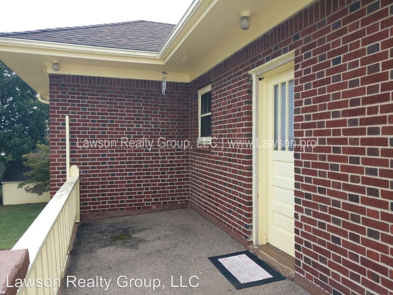 2719 Plantation Rd NE - Photo 3 of 14