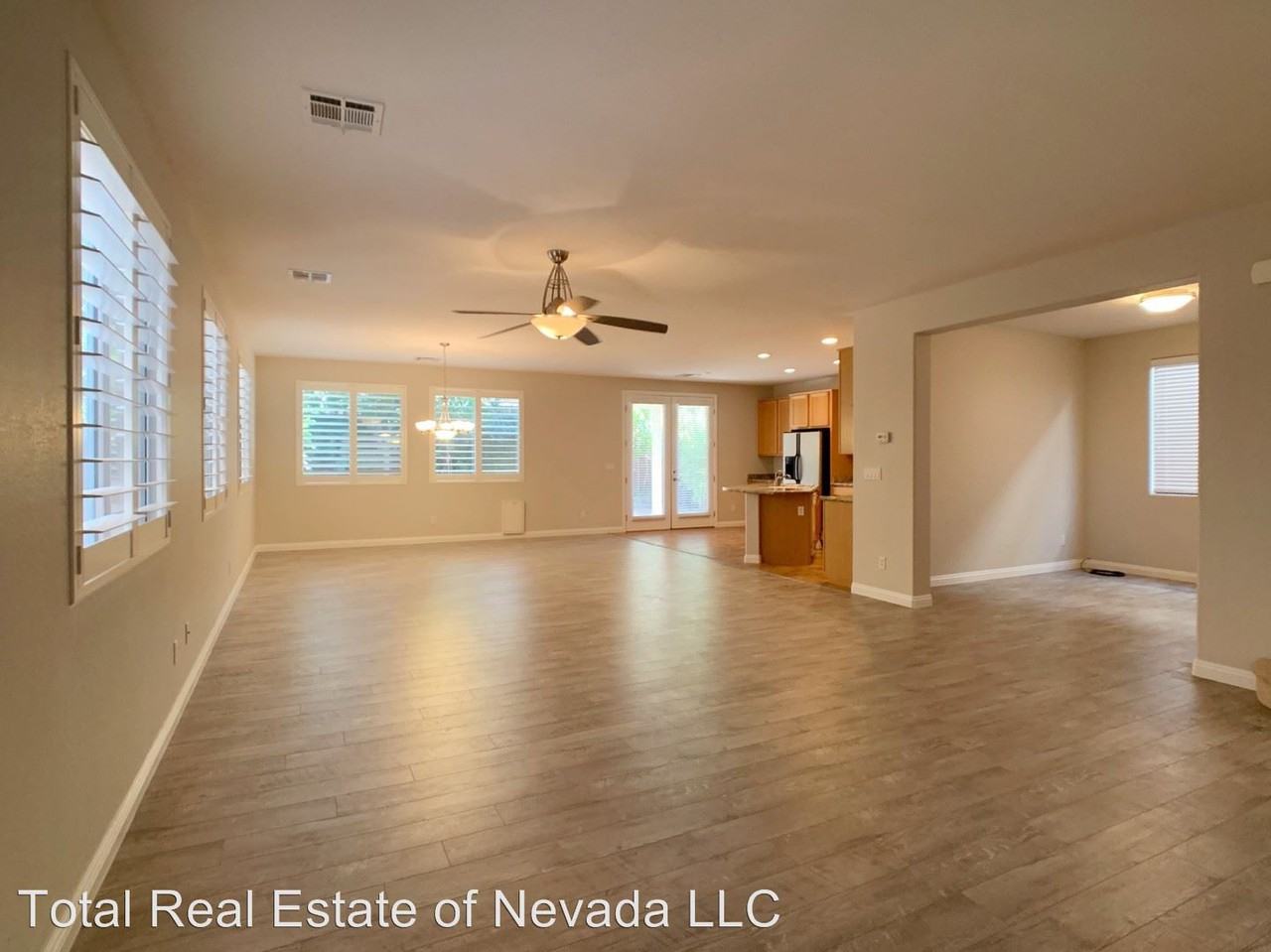 10446 Hickory Bark Rd - Photo 3 of 20