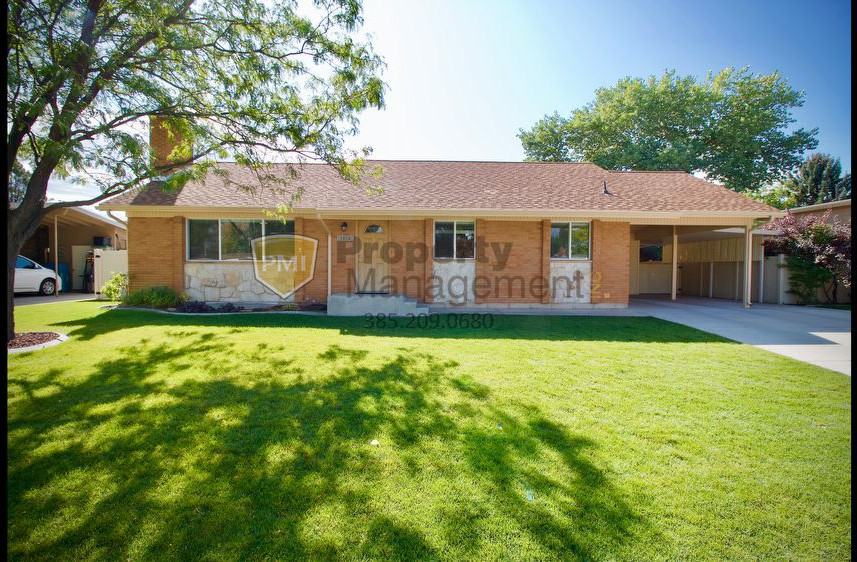 1573 W 1050 N - Photo 2 of 35