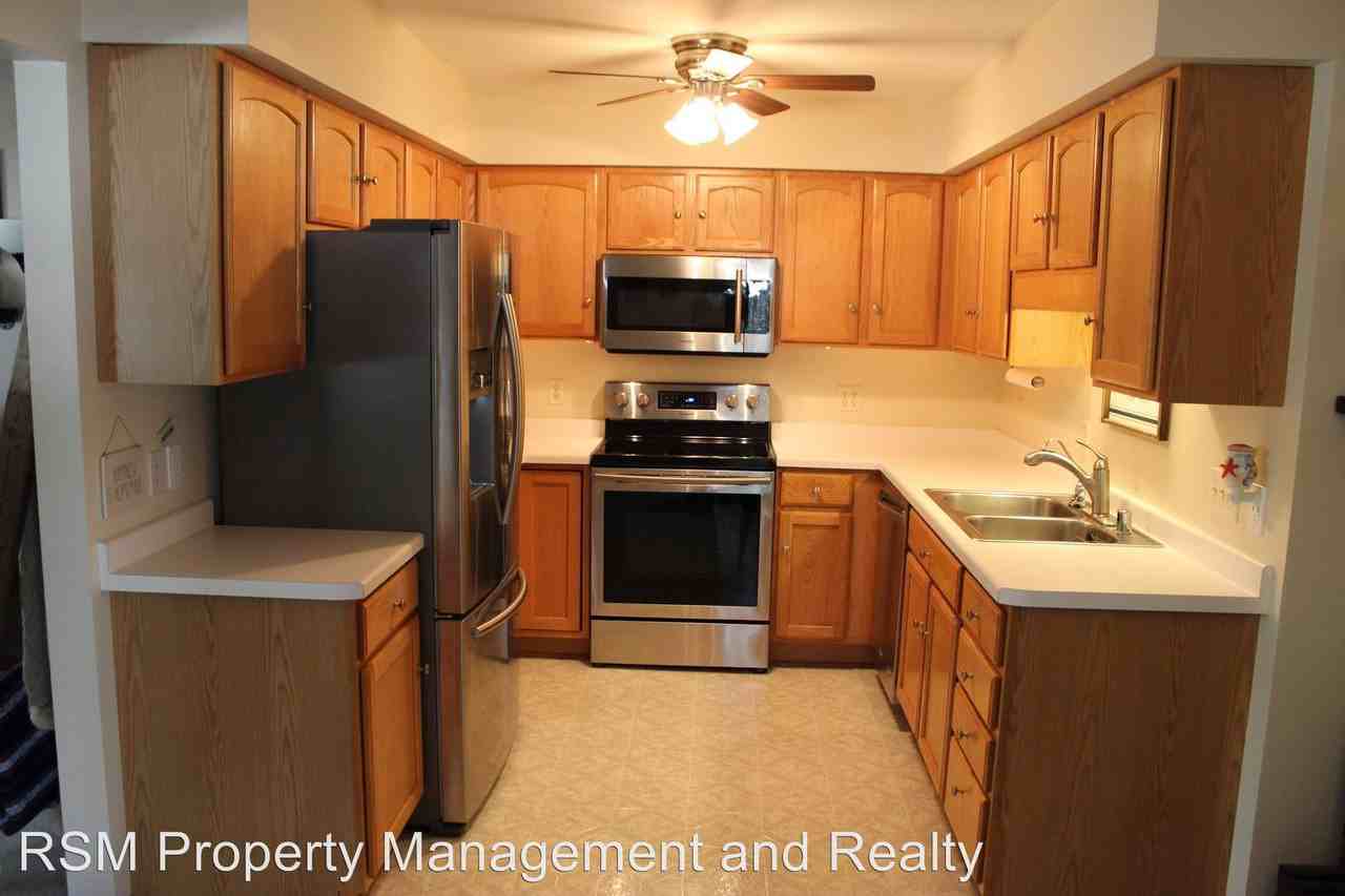 2030 Miller St. #D - Photo 3 of 23