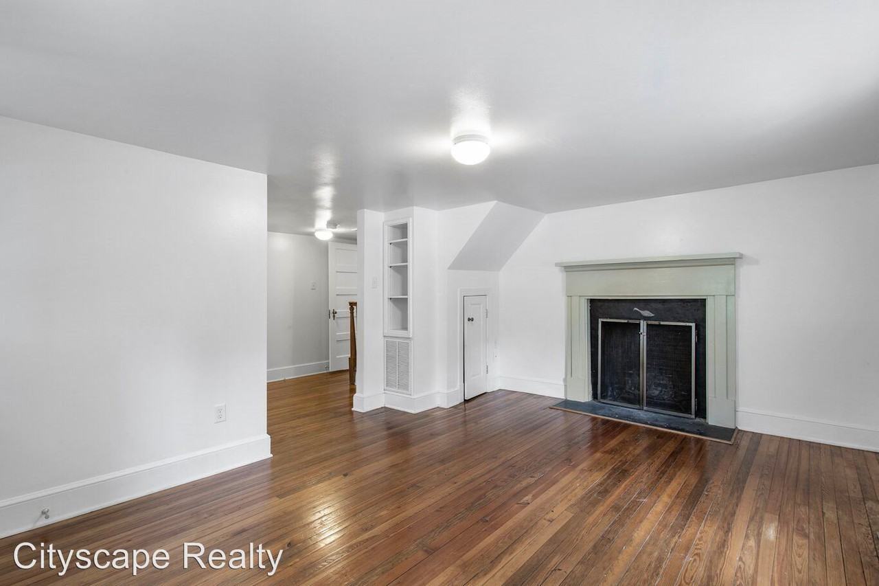 2000 Broad Street Road - Photo 2 of 18