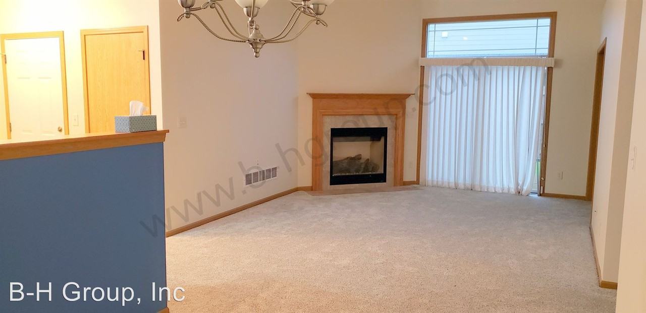 2807 21st St #135 - Photo 2 of 23