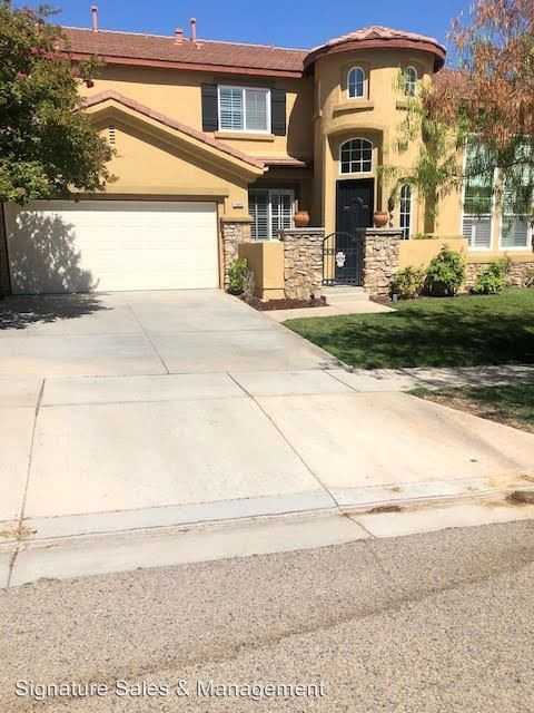 1649 Rivendel Drive - Photo 2 of 20