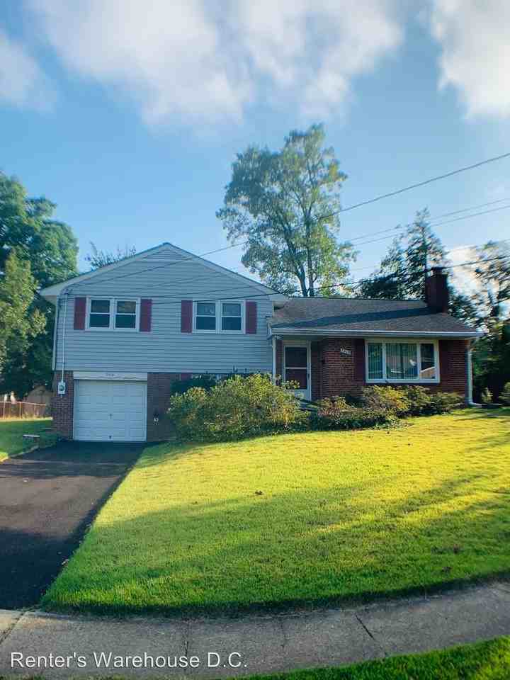 7419 Inzer St - Photo 3 of 28
