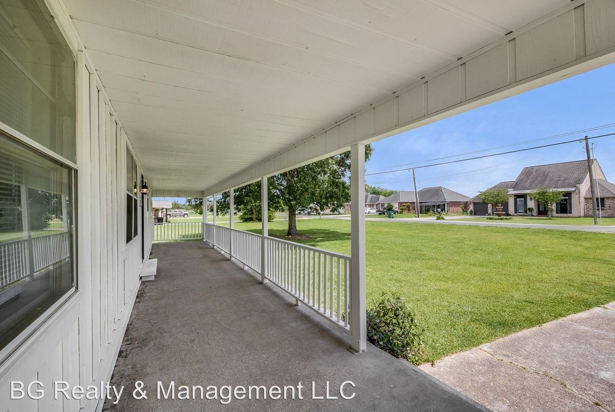 1812 Wildcat Drive - Photo 2 of 23
