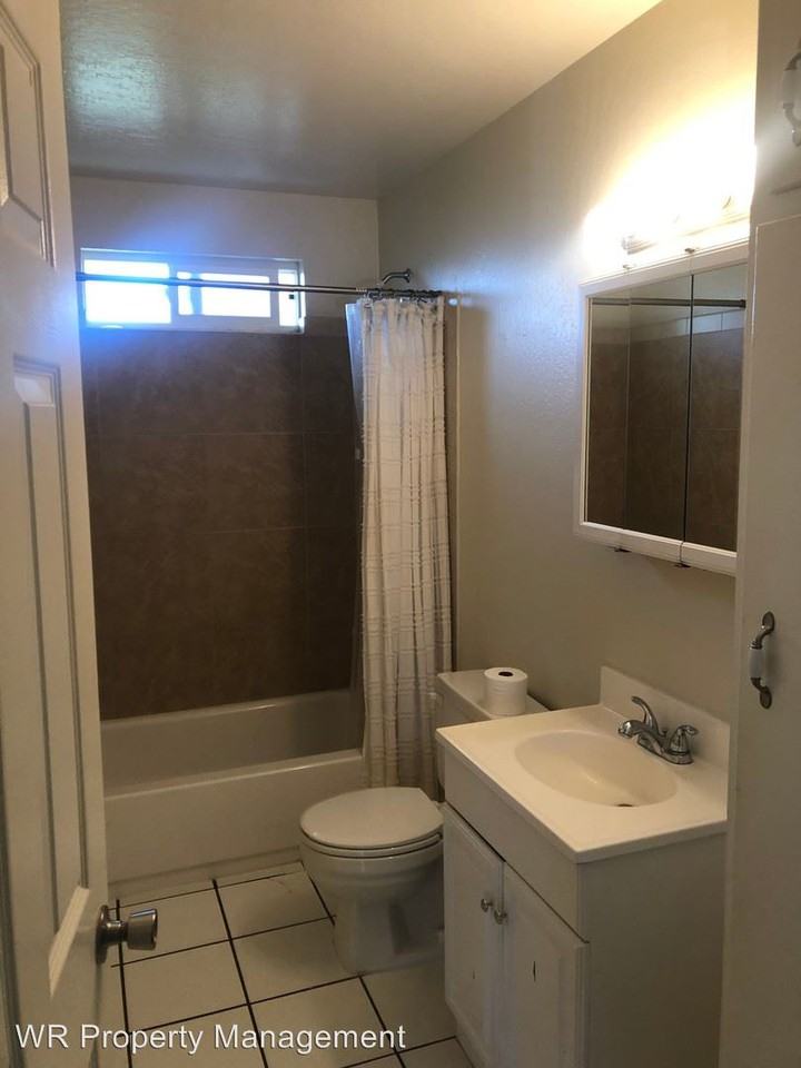 908 Dainty Ave #10 - Photo 3 of 6