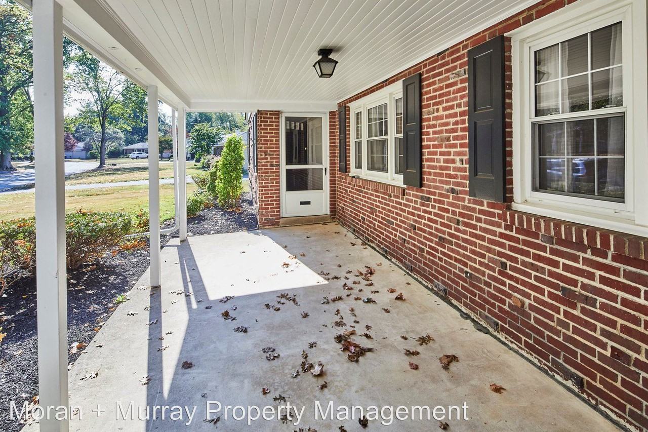 16 Westover Circle - Photo 3 of 21