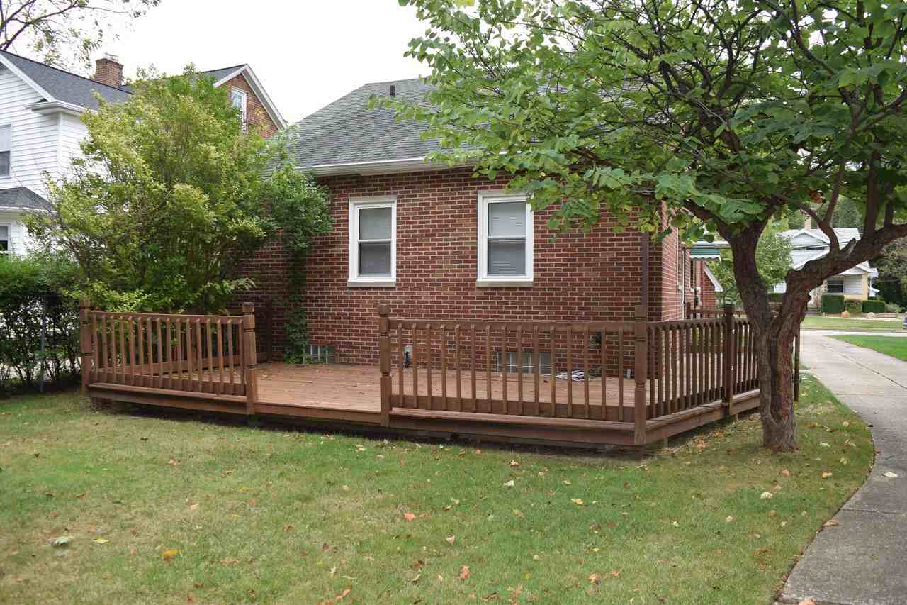 4246 W 196th St - Photo 3 of 20