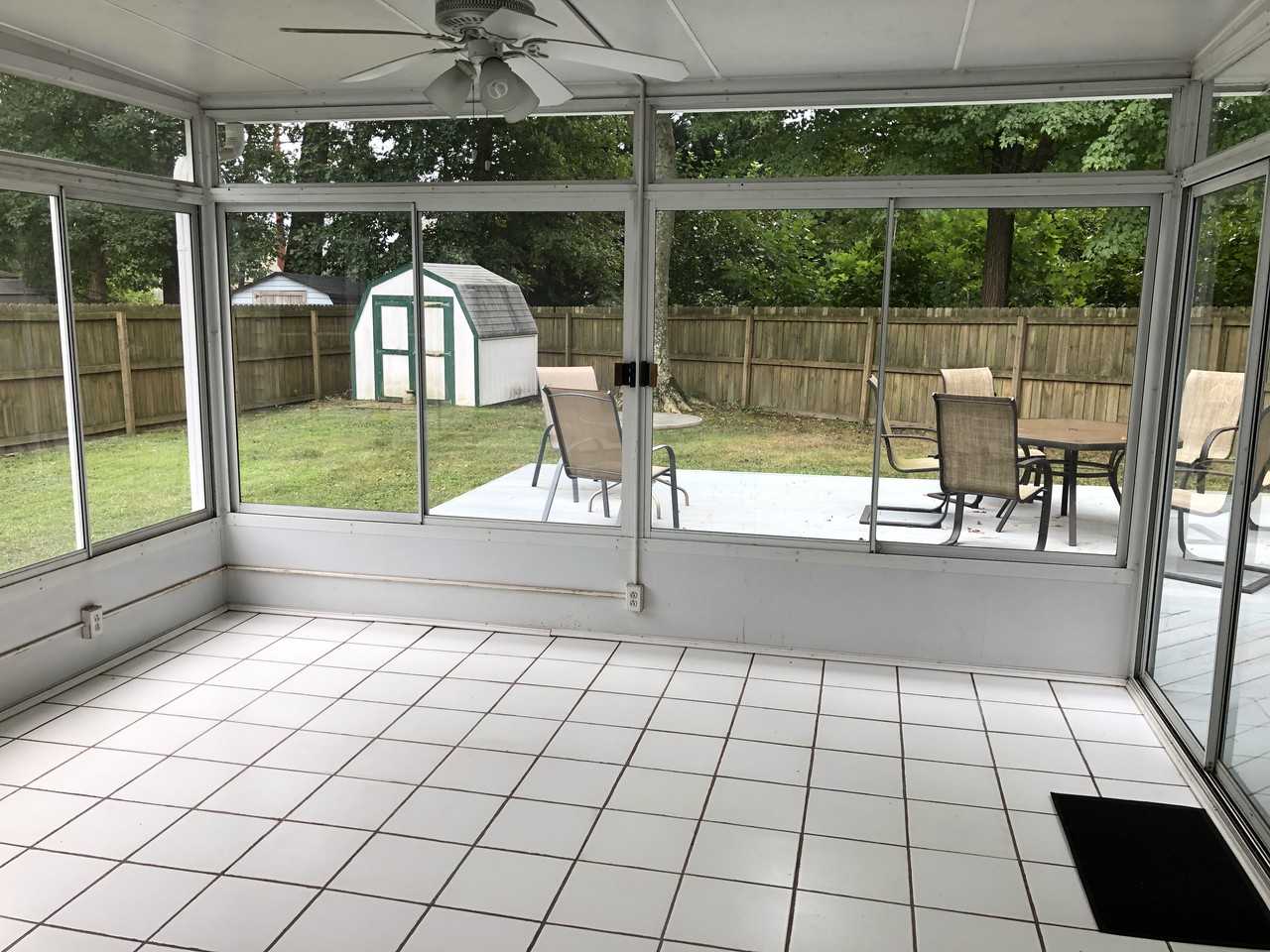 137 Dunn Cir - Photo 3 of 40