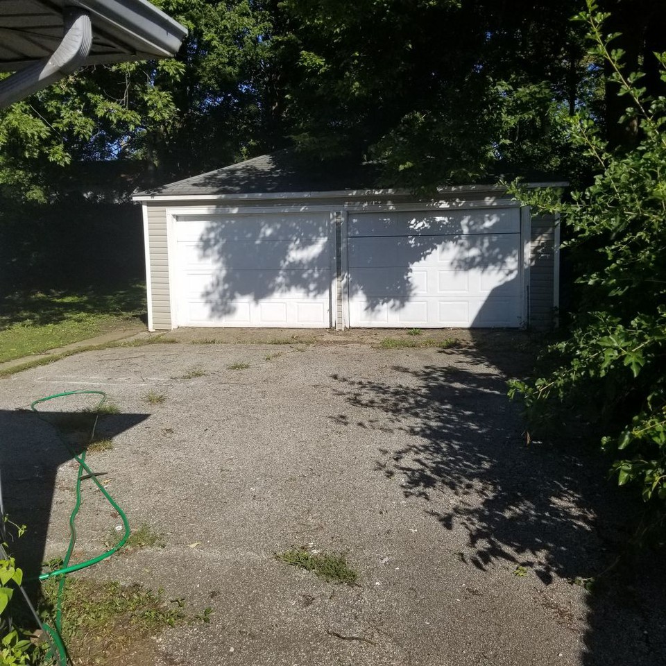 3778 E Pleasant Run Parkway N Dr - Photo 2 of 5
