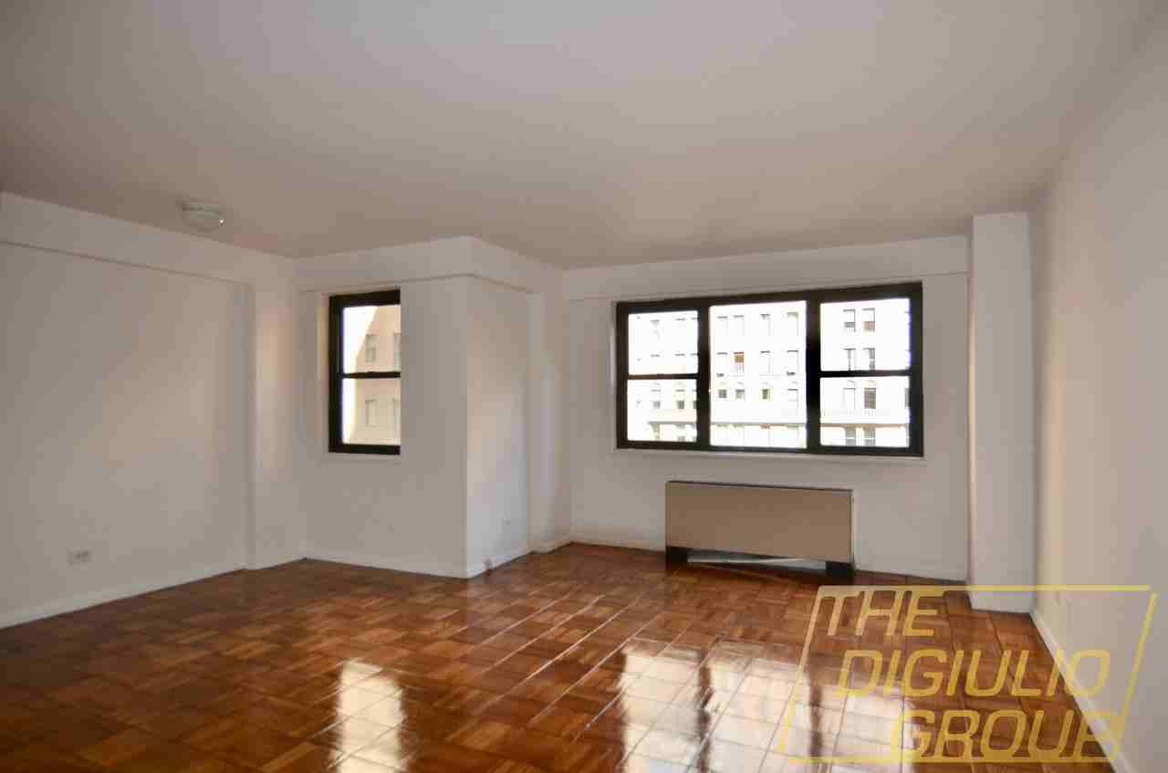 5th Ave & East 86th St #7C