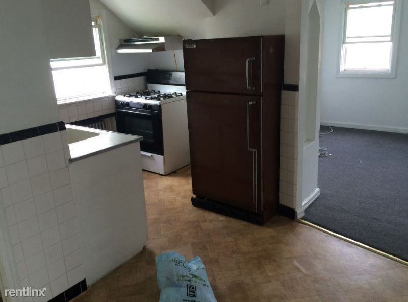 59 Arlington Ave - Photo 3 of 5